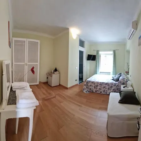 ゲストハウス Casa Stella